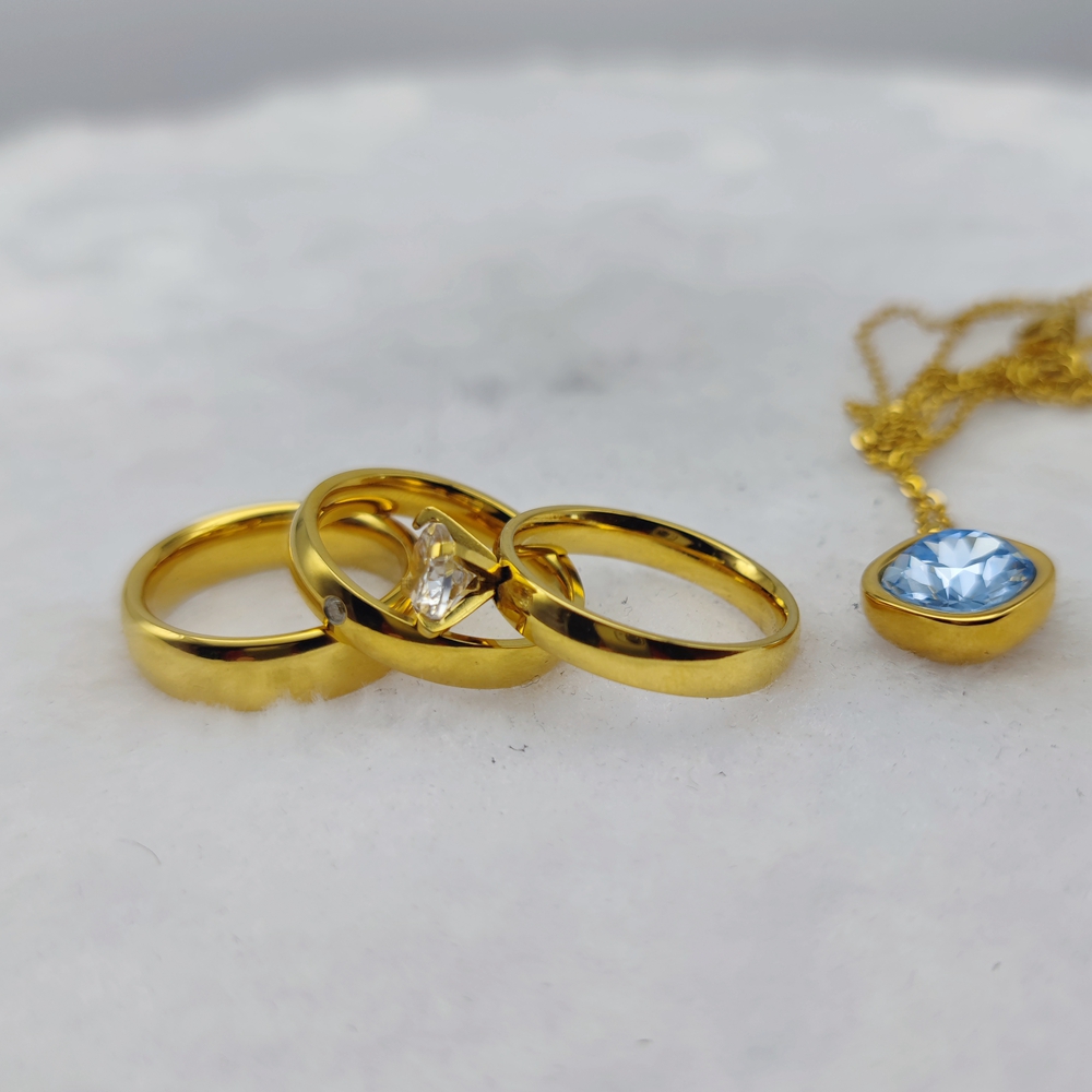 Esposizione di gioielli di lus - Women Accessories Display recensione e prezzo