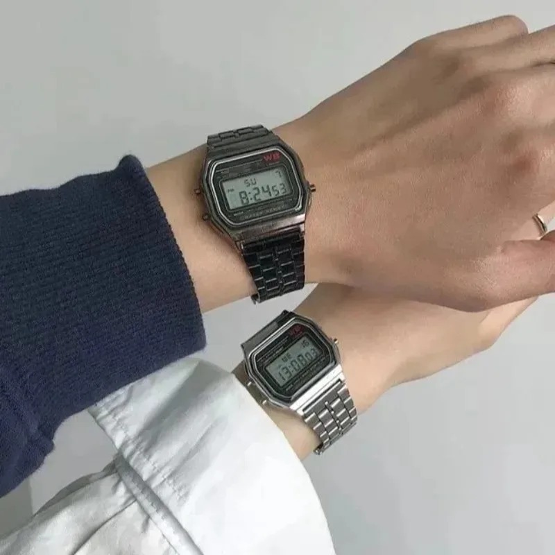 Orologi di Lusso F91W con Cint - Women Accessories Display recensione e prezzo