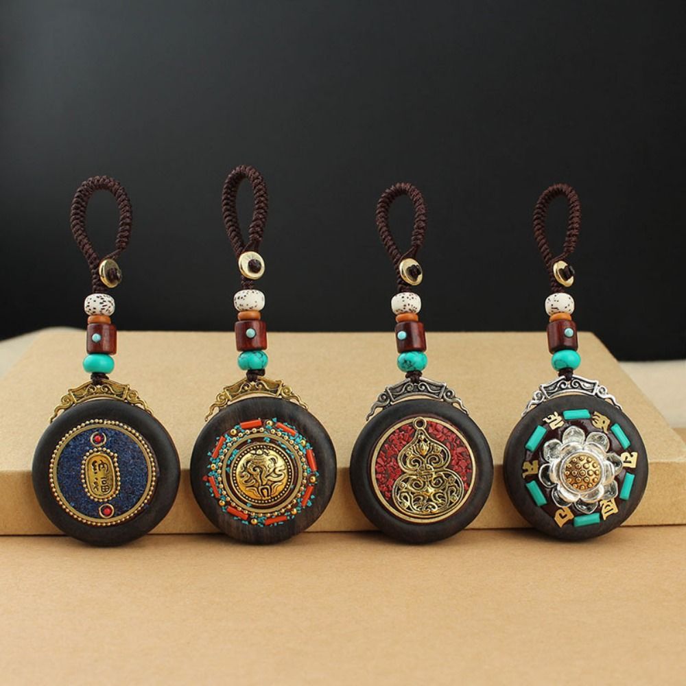 Portachiavi per auto in legno  - Women Accessories Nepal recensione e prezzo
